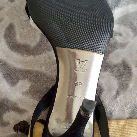 Louis Vuitton Strappy Black Sandal 3.5Inch Hill 39 - Picture 12 of 16
